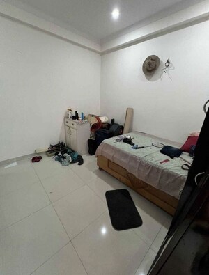 Team Area in 3 BHK Builder Floor at Tagore Garden – for Rent