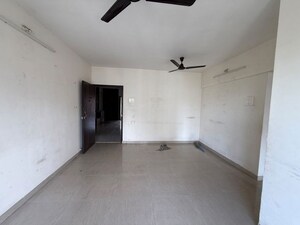 Room in 1 BHK Apartment at Cosmos 27 Gbr, Kasarvadavali – for Rent