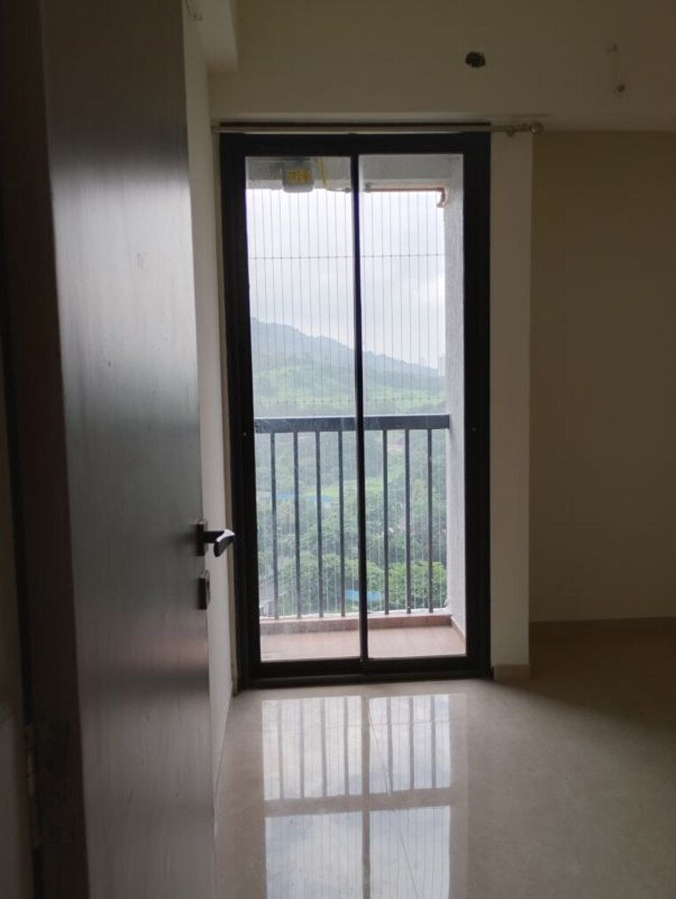 Room, damji-shamji-mahavir-spring-tulip-phase-1 2 Bedroom 630 Sq.Ft. Apartment In Pokhran Road No Two Thane 10682180