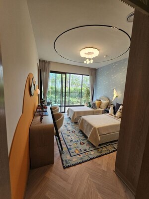 Bedroom in 4 BHK Builder Floor at TDI The Retreat, Sector 89 – for Sale