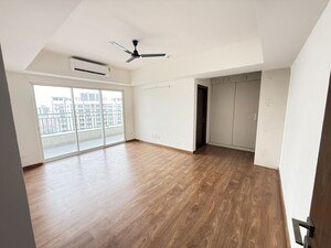 Room in 4 BHK Apartment at Godrej Air Sector 85, Sector 85 – for Rent