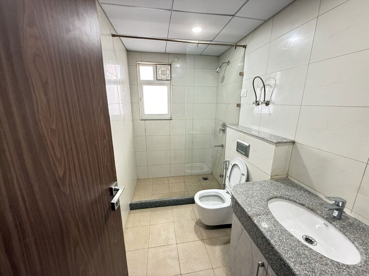 Bathroom, godrej-air-sector-85 4 Bedroom 2599 Sq.Ft. Apartment In Sector 85 Gurgaon 10682155