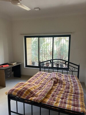 Bedroom in 3 BHK Apartment at Bandra West – for Rent