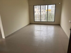 Room in 2 BHK Apartment at Majestic Kedarnath Apartments, Chembur – for Rent