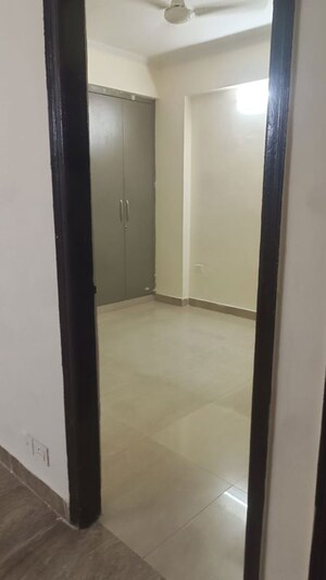 Room in 3 BHK Apartment at Saviour Green Arch, Tech Zone 4 Greater Noida – for Sale