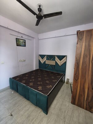 Furnished Amenities in 1.5 BHK Apartment at Signature Global Solera 2, Sector 107 – for Rent