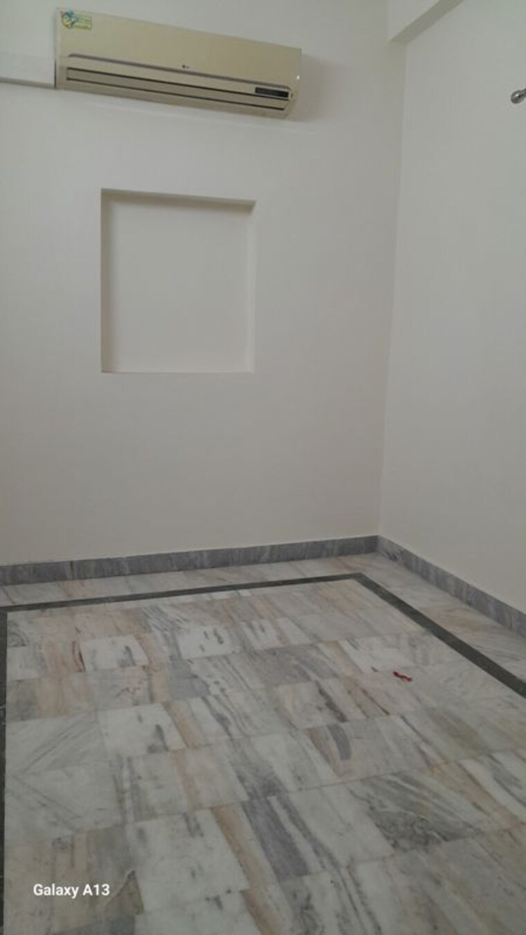 undefined, sector 23 3 Bedroom 1600 Sq.Ft. Builder Floor In Sector 23 Gurgaon 10682297