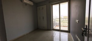 Room in 2 BHK Apartment at Supertech Hues, Sector 68 – for Sale