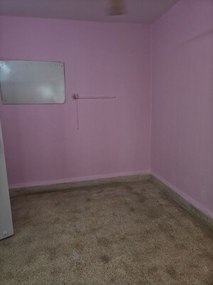 Room in 1 BHK Apartment at Alica Nagar CHS, Kandivali East – for Rent