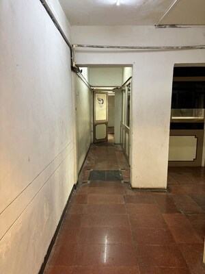   Office Space at Gurunanak Nagar – for Rent