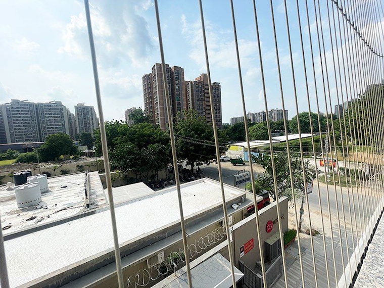 Balcony, south bopal 3 Bedroom 210 Sq.Yd. Apartment In South Bopal Ahmedabad 10682382