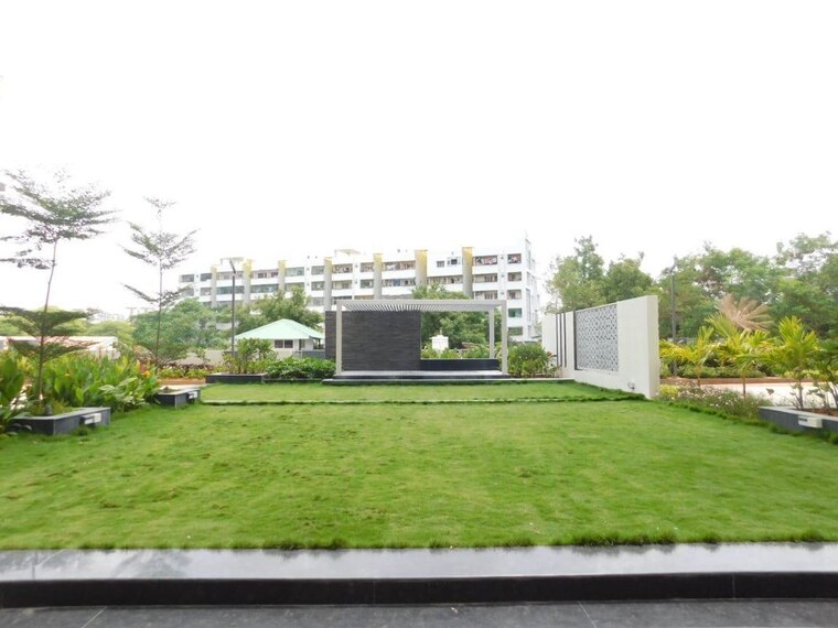 Garden, lakshmi-cadillac 3 Bedroom 1816 Sq.Ft. Apartment In Kondapur Hyderabad 10682367