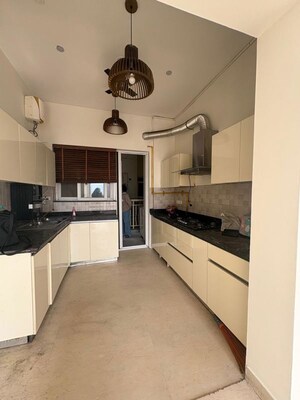 Kitchen in 4 BHK Apartment at BPTP Mansions, Sector 66 – for Rent