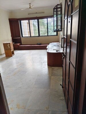 Room in 2 BHK Apartment at Shirine Garden Co Operative Housing Society Ltd, Aundh – for Rent