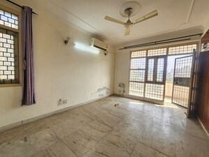 Room in 3 BHK Apartment at Bhagwanti Apartment, Sector 56 – for Rent