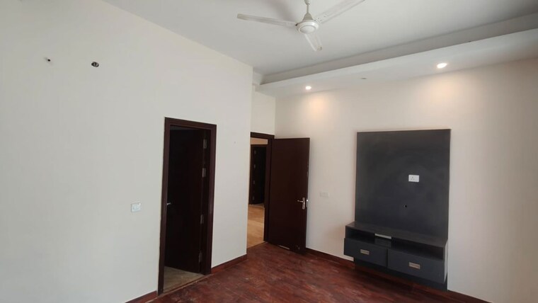 Room, ansal-api-esencia 3 Bedroom 2700 Sq.Ft. Builder Floor In Sector 67 Gurgaon 10682421