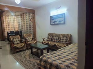 3 BHK Apartment For Rent in Vip Road