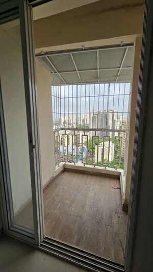 1.5 BHK Apartment For Rent in Puranik City Reserva, Ghodbunder Road