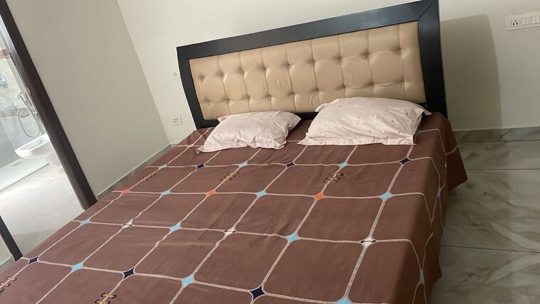 Room, patiala road 3 Bedroom 1750 Sq.Ft. Apartment In Patiala Road Zirakpur 10682442