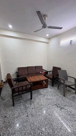 3 BHK Builder Floor For Rent in Sector 31