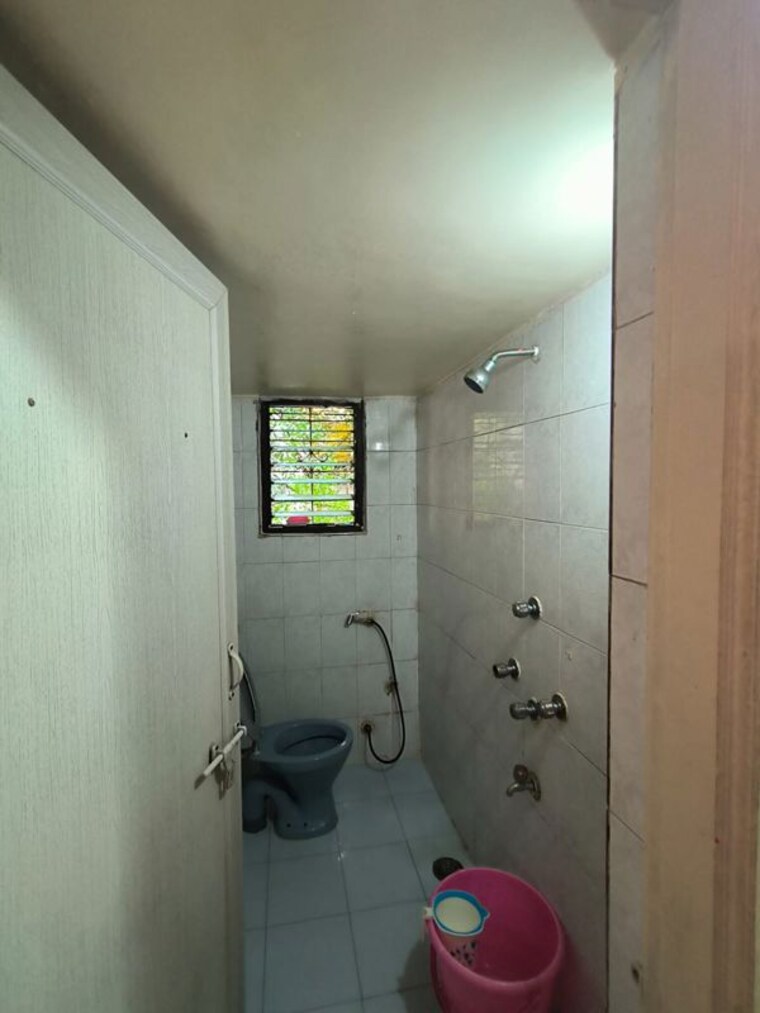 Bathroom, kondhwa 2 Bedroom 990 Sq.Ft. Apartment In Kondhwa Pune 10682460