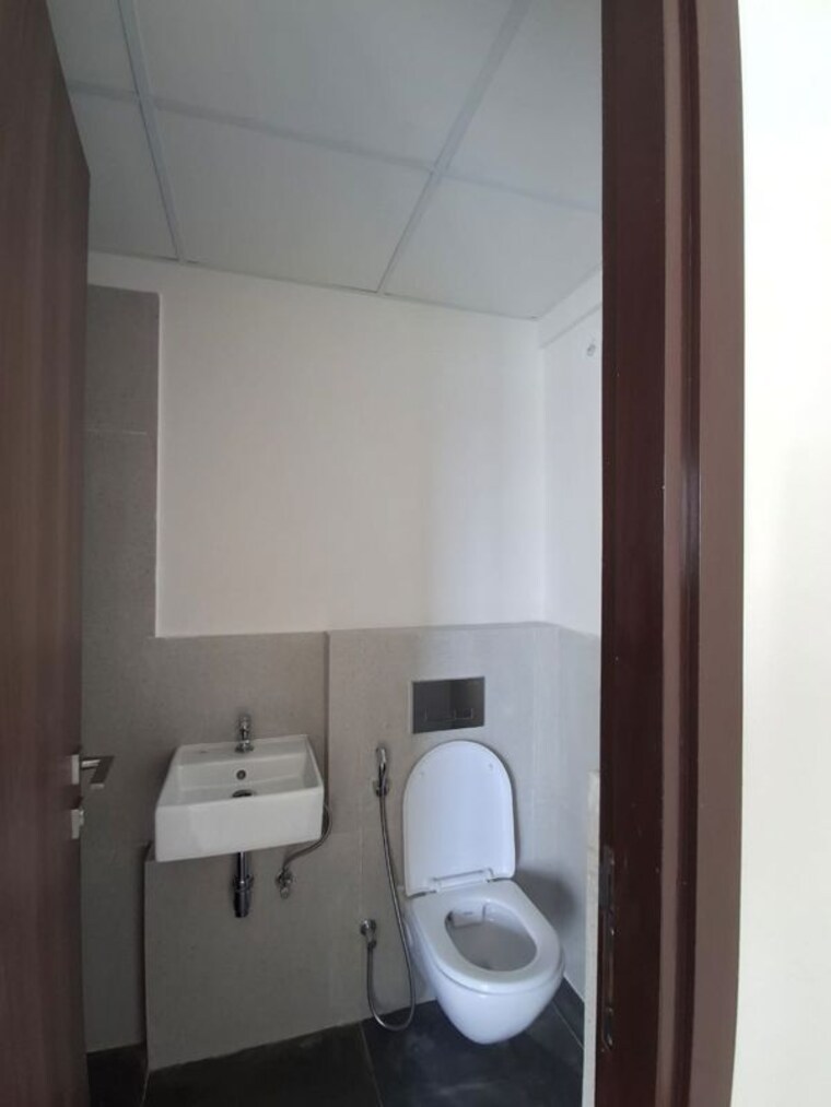 Bathroom, piramal-vaikunth 1.5 Bedroom 456 Sq.Ft. Apartment In Balkum Pada Thane 10682492