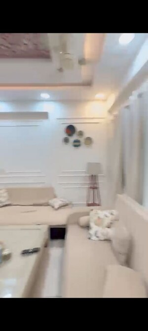 Bathroom in 2.5 BHK Builder Floor at Express Zenith, Sector 77 – for Rent