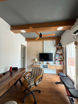 Living Room in 2 BHK Apartment at Garden Apartments, Vittal Mallya Road – for Rent