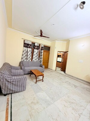 Living Room in 2 BHK Apartment at Pabhat – for Rent