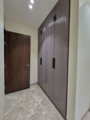 Furnished Amenities in 3 BHK Builder Floor at Sushant Lok I – for Rent