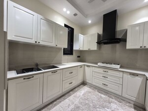 Kitchen in 3 BHK Builder Floor at Sushant Lok I – for Rent