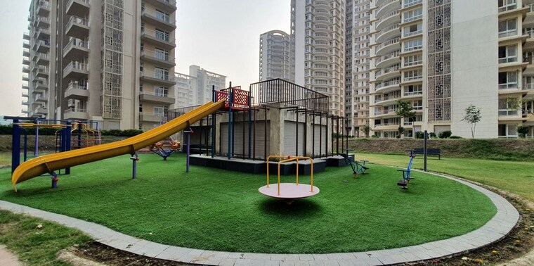 Exterior View, indiabulls-enigma 5 Bedroom 3880 Sq.Ft. Apartment In Sector 110 Gurgaon 10682513