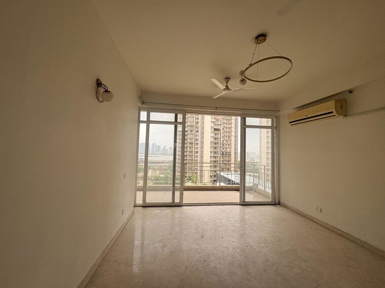 Room, indiabulls-enigma 5 Bedroom 3880 Sq.Ft. Apartment In Sector 110 Gurgaon 10682513
