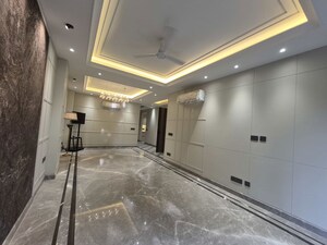 Building Lobby in 3 BHK Builder Floor at Sushant Lok I – for Rent