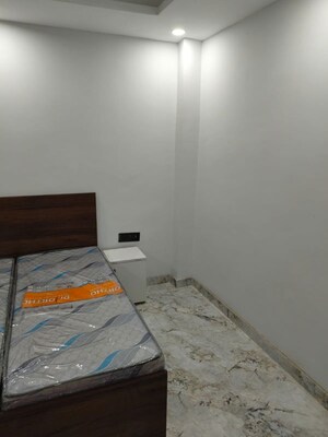 Bedroom in 1 RK Builder Floor at Sector 40 – for Rent