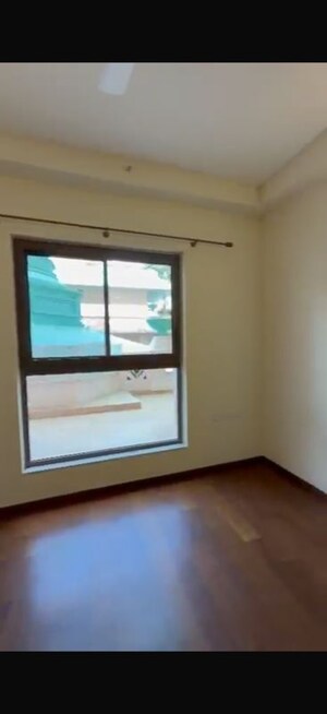 Room in 4 BHK Apartment at Prestige Leela Residency, Kodihalli – for Rent