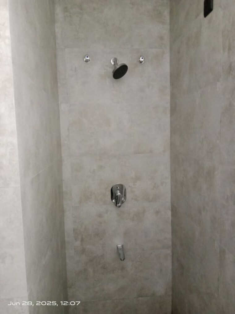 Bathroom, unique-youtopia 2.5 Bedroom 1000 Sq.Ft. Apartment In Kharadi Pune 10682550