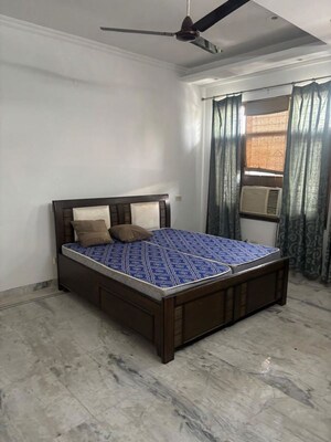 Bedroom in 5 BHK Independent House at Sector 10 – for Rent