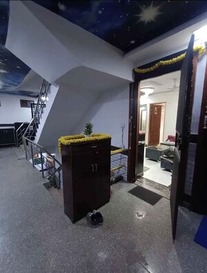 Parking in 2 BHK Builder Floor at Tagore Garden – for Rent