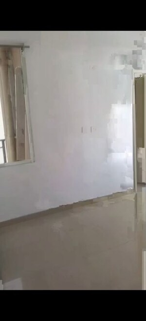 Room in 3 BHK Apartment at Landmark The Homes 81, Sector 81 – for Rent