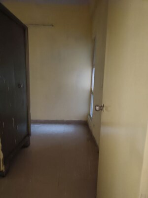 Room in 2.5 BHK Apartment at Saviour Green Arch, Tech Zone 4 Greater Noida – for Sale