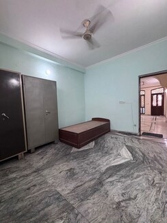 3.5 BHK +Builder Floor For Sale in Sushant Lok I