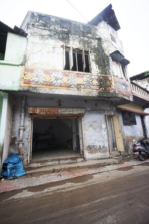  Shop – Exterior View View at Naroda - for Sale