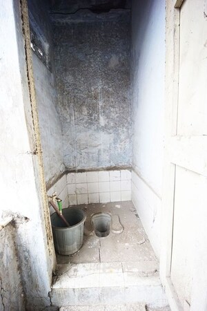 Bathroom in  Shop at Naroda – for Sale