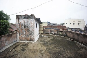  Shop – Exterior View View at Naroda - for Sale