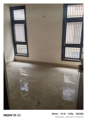 Room in 2 BHK Apartment at Upsidc Site B – for Sale