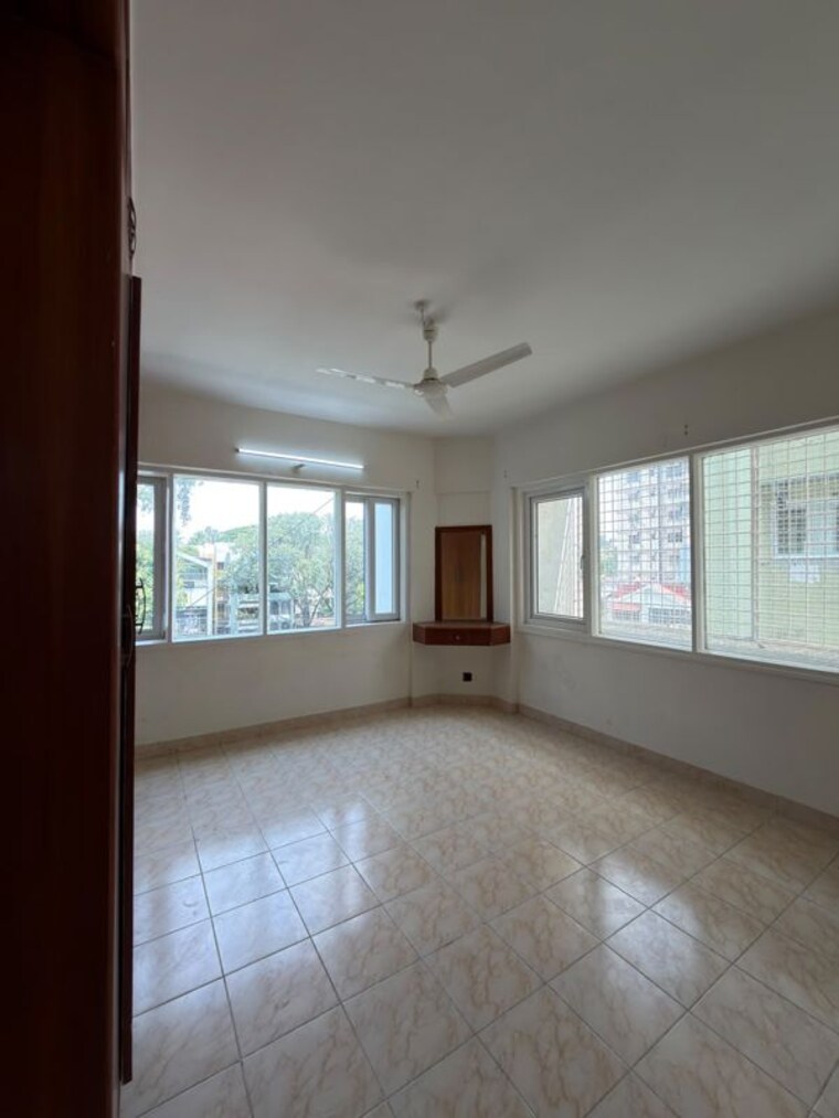Room, garden-apartments 3 Bedroom 1750 Sq.Ft. Apartment In Vittal Mallya Road Bangalore 10682621