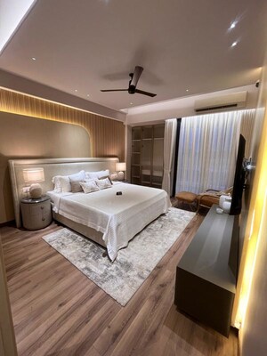 Room in 3.5 BHK Apartment at Ambala Highway – for Sale