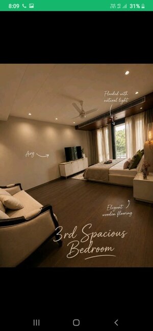 Living Room in 4 BHK Apartment at DLF Trinity Towers, Dlf Phase V – for Rent