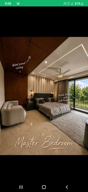 Living Room in 4 BHK Apartment at DLF Trinity Towers, Dlf Phase V – for Rent